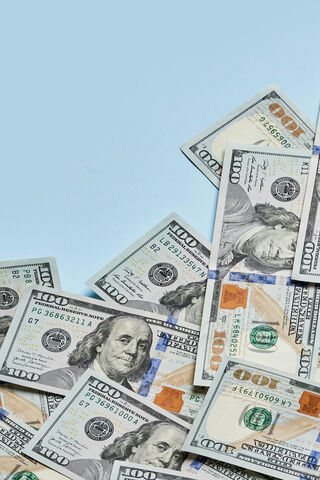 The Allure of Abundance: A Dollar Dream 💵✨