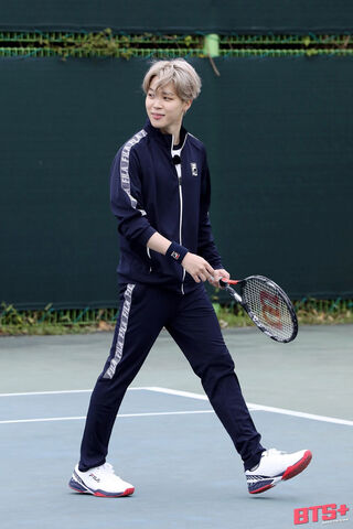 Jimin's Tennis Day: A Star on the Court! 🎾✨