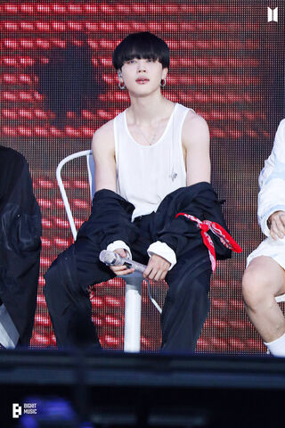 Jimin's Captivating Stage Presence ✨