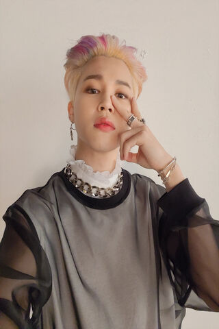 Jimin's Stylish Selfie: A Glimpse of Charisma ✨