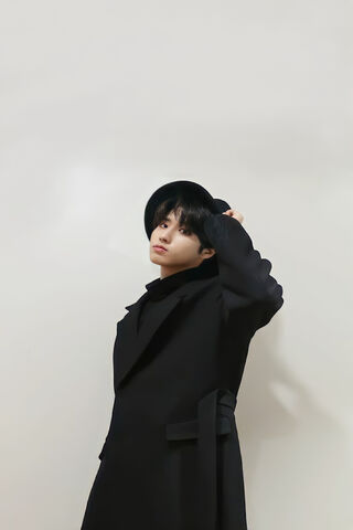 Jisung: The Enigmatic Fashion Icon