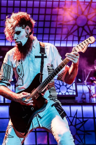Shredding Shadows: The Artistry of James Root 🎸✨