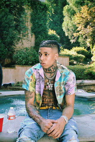NLE Choppa: Vibes by the Pool 🌴🎤