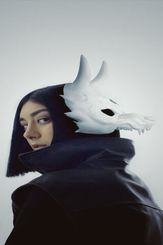 Mystique of the Night: Embracing Shadows 🌙✨