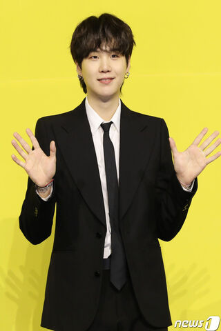 Suga Butter: Smooth Moves and Sweet Vibes! 🧈✨