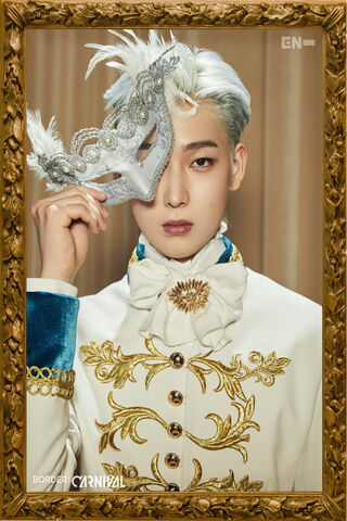 Mystical Elegance: Sunoo's Enchanted Masquerade 🎭✨