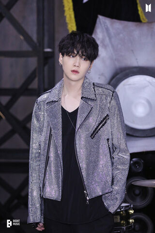 Suga: The Charismatic Icon of K-Pop 🎤✨