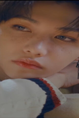 Charming Gaze: The Allure of Skz Felix ✨