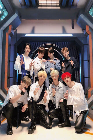 Stray Kids: The Dynamic..