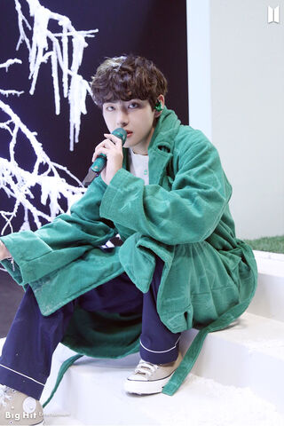 Cozy Vibes with Taehyung 🌟