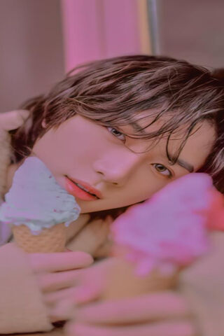 Sweet Moments with Tomorrow X Together 🍦✨