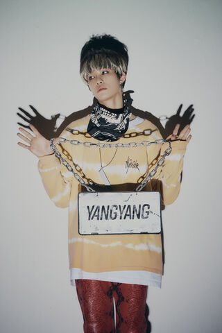 YangYang: The Bold Trendsetter 🌟