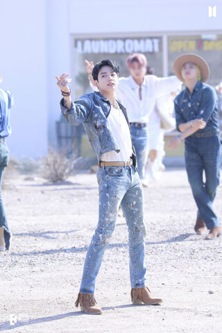 JungKook: The Charismatic Star 🌟