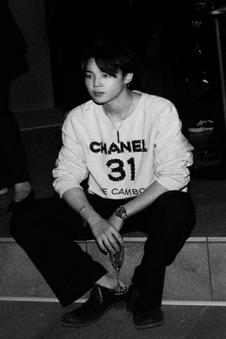 Chic Elegance: A Night with Park Jimin
