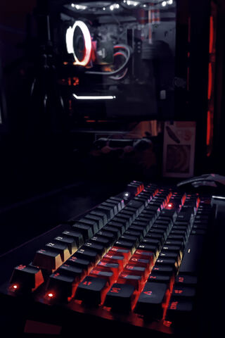 Illuminate Your Gaming Experience: RGB Keyboard in Action! 🎮✨
