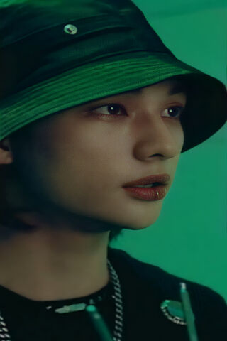 Hyunjin: The Enigmatic Star 🌟