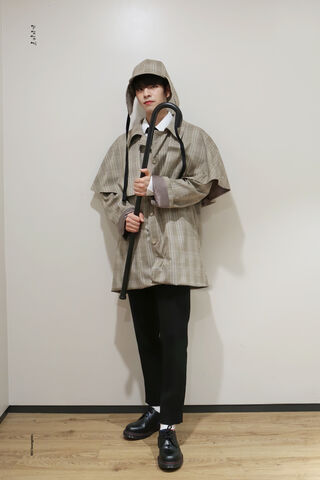 Seungmin's Stylish Rainy Day Look ☔️✨