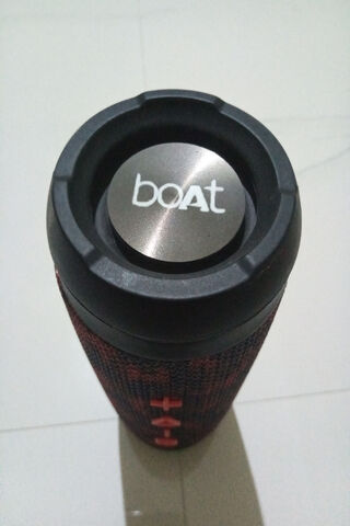 Sound Waves on the Go! 🎶🚤