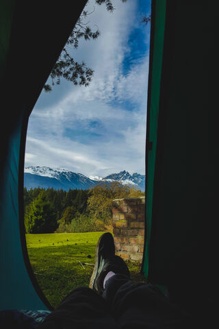 Serenity in El Bolsón: A Glimpse of Nature's Beauty 🌄🌿