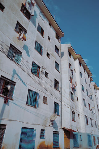 Life in Heliopolis: A Glimpse into Favela Living 🌆