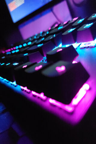 Illuminate Your Game: The Ultimate Gaming Keyboard Experience 🎮✨