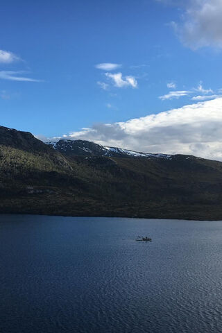 Serenity at Cradle Mountain: Nature's Masterpiece 🌄💧