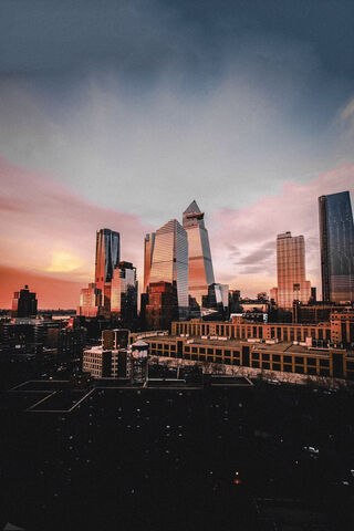 Urban Sunset: A City in Transition 🌆🌇