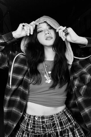 Jisoo: The Edgy Icon of K-Pop 🎤✨