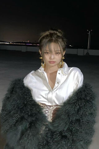 Elegance Under the Stars: Jennie's Night Out ✨