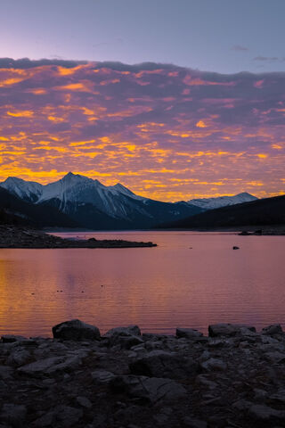 Mountains Reflection