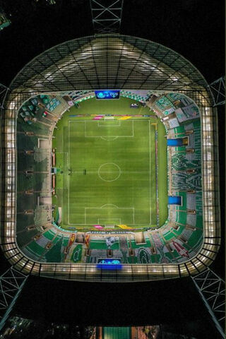 Palmeiras Stadium: A Green Fortress of Passion ⚽️💚