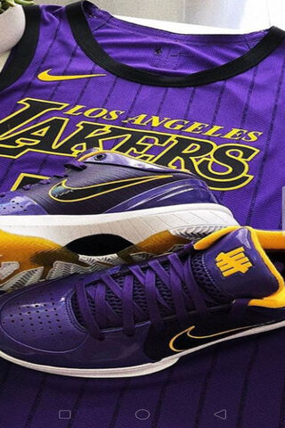 Lakers Legacy: The Unstoppable Gear! 🏀💜💛