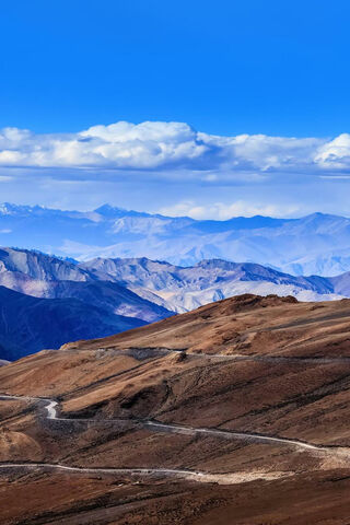 Majestic Peaks: Nature's Masterpiece 🏔️✨