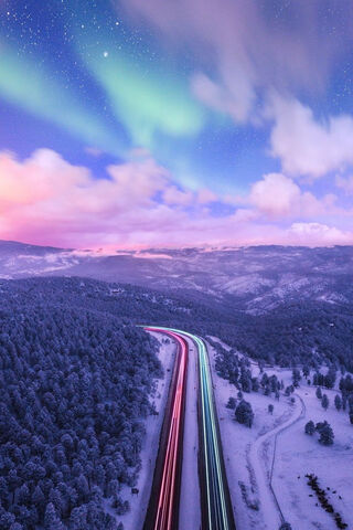 Aurora Dreams: A Winter Journey