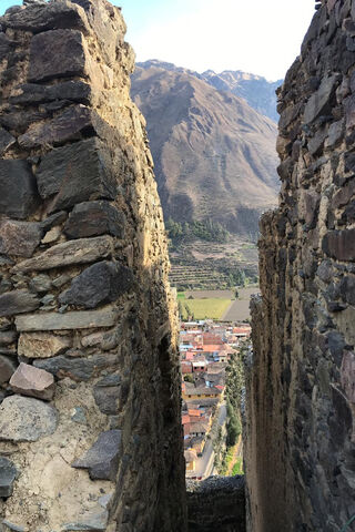Ancient Echoes of Ollantaytambo 🏞️🏛️