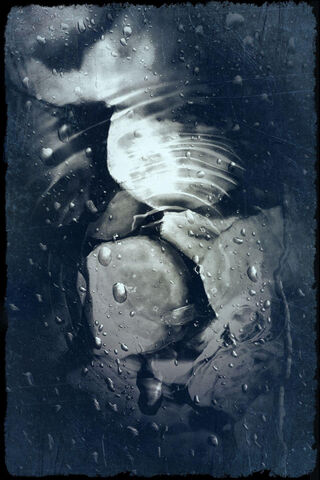 Misty Elegance: The Rock Drop Grey