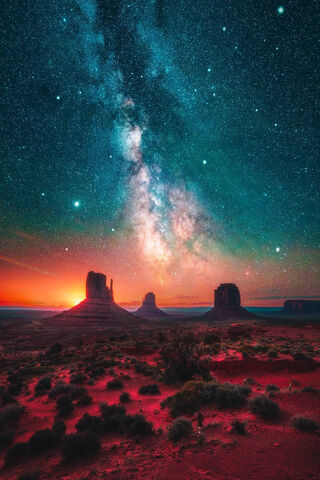 Celestial Wonders Over Monument Valley 🌌🏜️