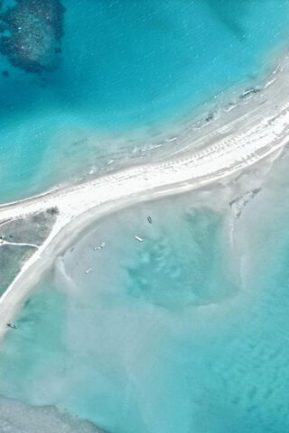 Azure Coast: A Serene Escape to Paradise 🌊🏖️