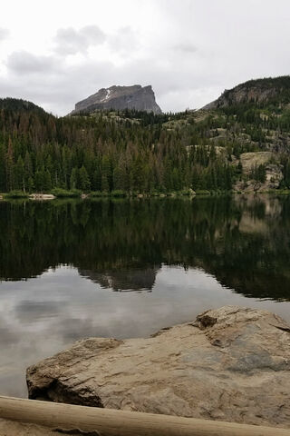 Reflections of Colorado's Beauty 🌲🏞️