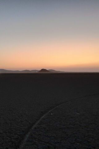 Sambhar Salt Lake: Nature's Tranquil Canvas 🌅