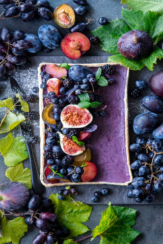 Harvest Delight: The Autumn Pie Experience 🍂🥧