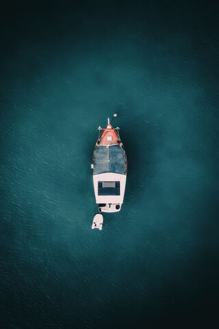 Serenity at Sea: A Boat's Retreat 🚤🌊
