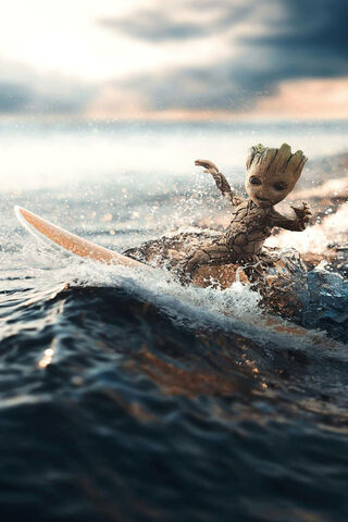 Baby Groot Surf