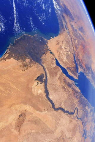 Aerial Wonders: Egypt's Majestic Landscape 🌍✨