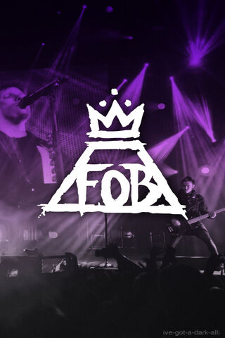 Rocking the Stage: Fall Out Boy Vibes 🎸✨