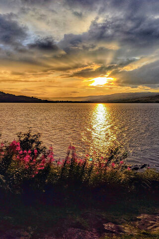 Twilight Reflections over Loch Ness 🌅✨