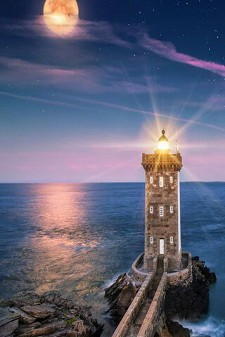 Guiding Light Under the Moon 🌕✨