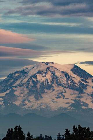 Majestic Peaks: The Beauty of Mountains 🏔️✨