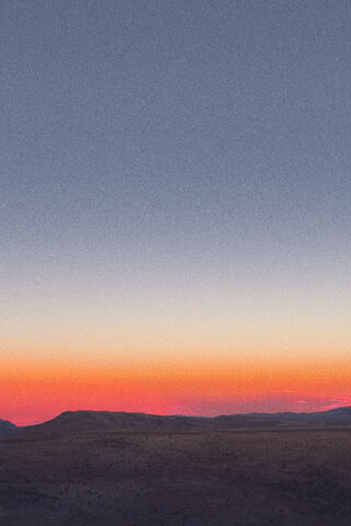 Fiery Horizon: A Sunset to Remember 🌅