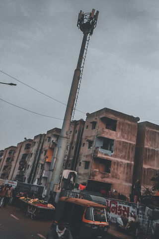 Urban Connectivity: The Pulse of City Life 🌆📶